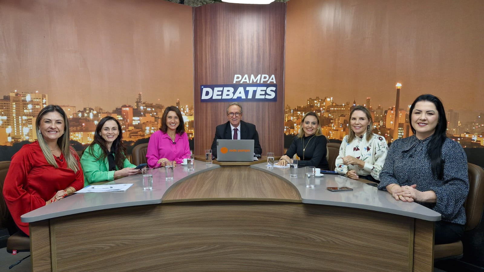 /arquivos/Vice-presidente da AMP/RS, Karine Camargo Teixeira participa do programa “Pampa Debates” /arquivos/WhatsApp Image 2025-07-23 at 18.37.19