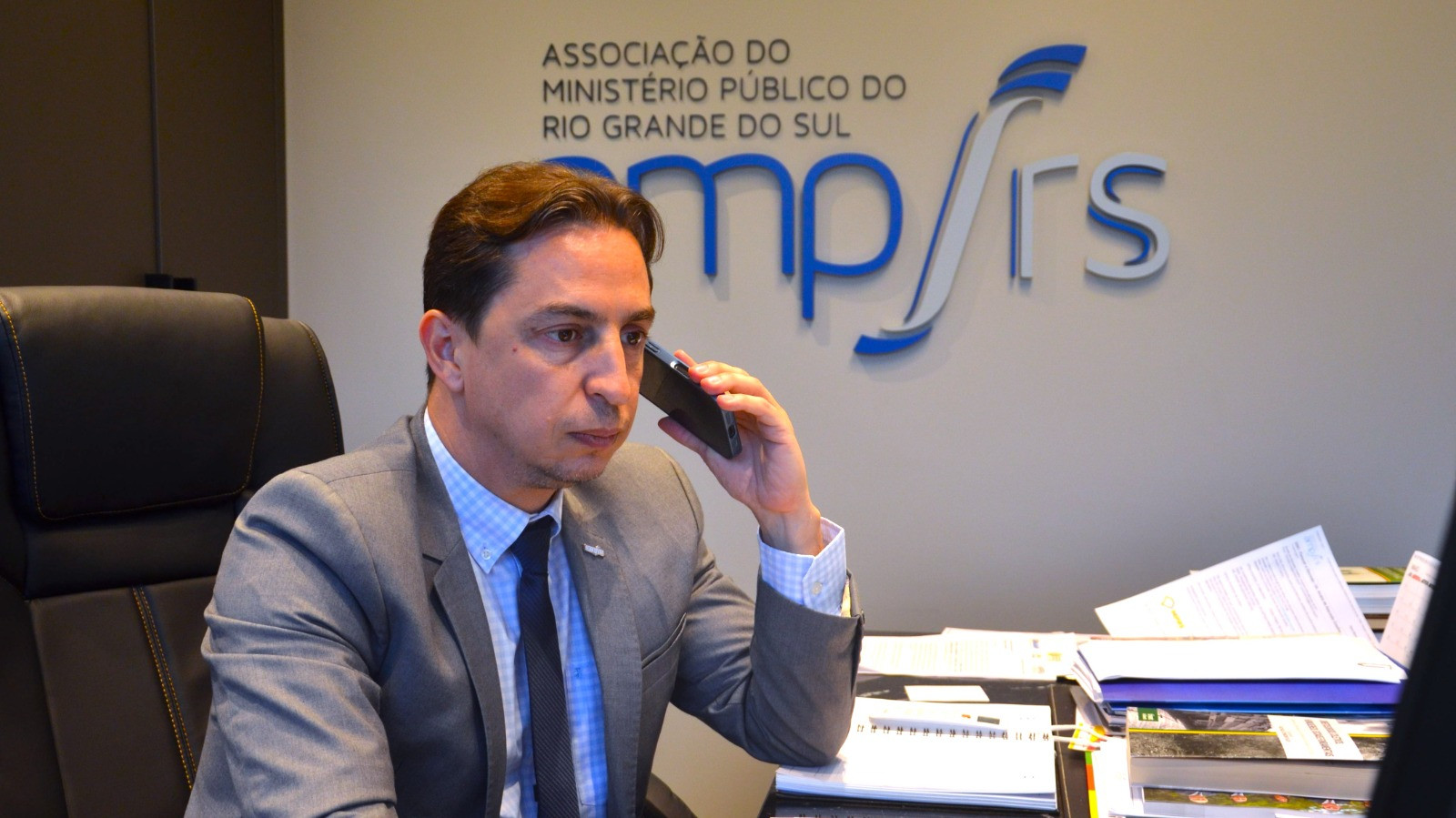 /arquivos/Em entrevista à Rádio Bandeirantes, Fernando Andrade Alves destaca acordos internacionais e os desafios da AMP/RS /arquivos/Entrevista_Band
